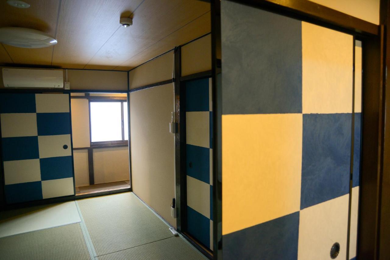 Nishioji Fukuro 西大路梟 Ferienhaus