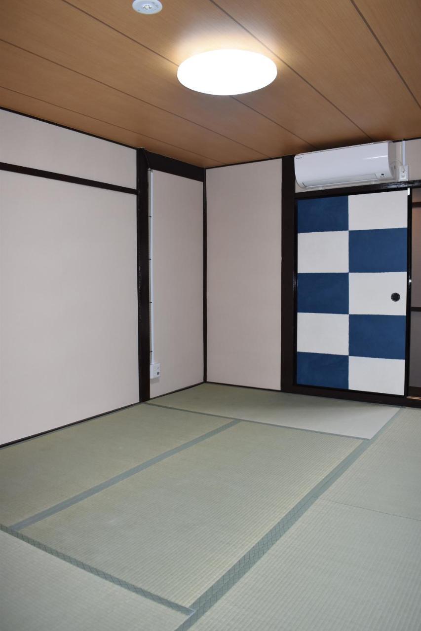 Nishioji Fukuro 西大路梟 * Kyōto